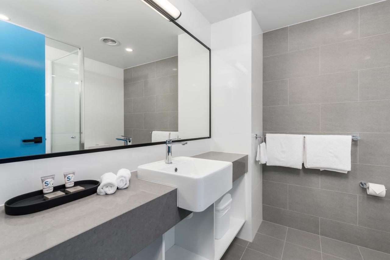 Thornton Executive Hotel Мейтленд Экстерьер фото